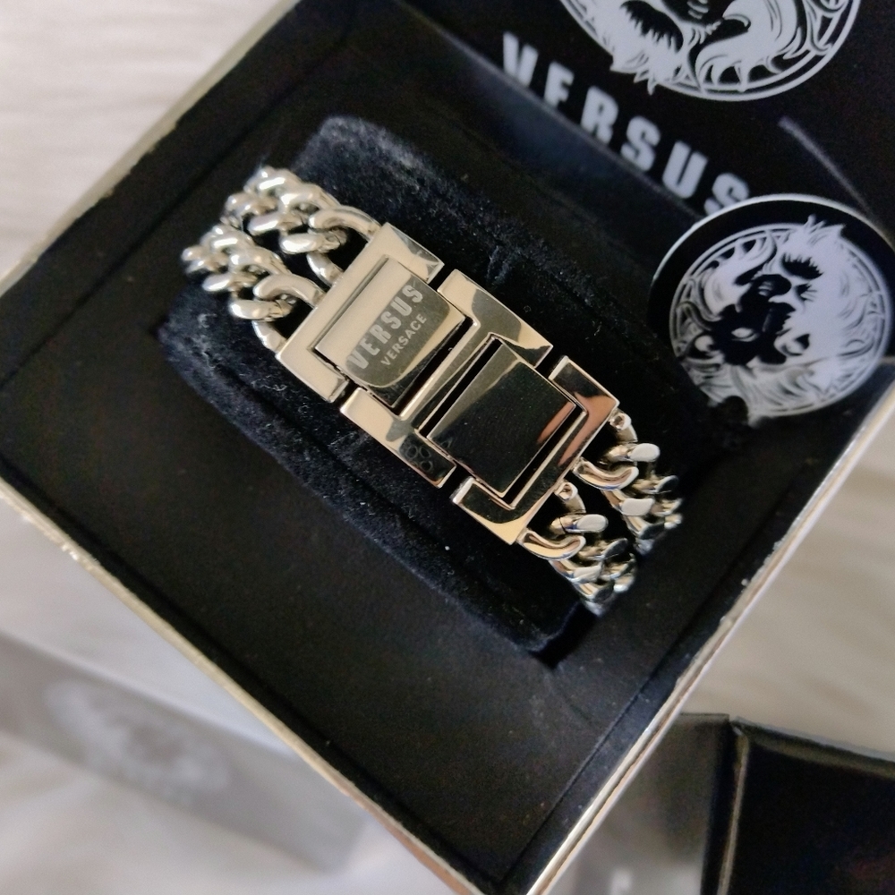 Versus Versace Watch - Picture 4 of 7